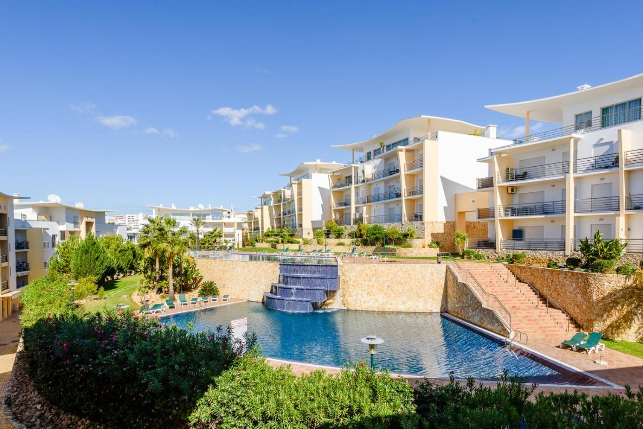 Bnb Homes Ocean View Apartment With Huge Sunny Terrace, 2 Swimming Pools & Tennis Court Albufeira Eksteriør billede