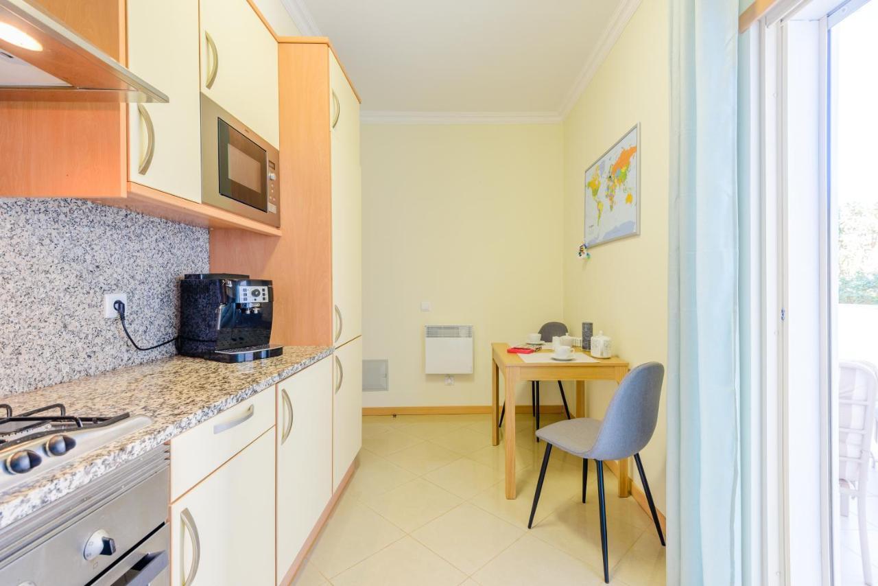 Bnb Homes Ocean View Apartment With Huge Sunny Terrace, 2 Swimming Pools & Tennis Court Albufeira Eksteriør billede