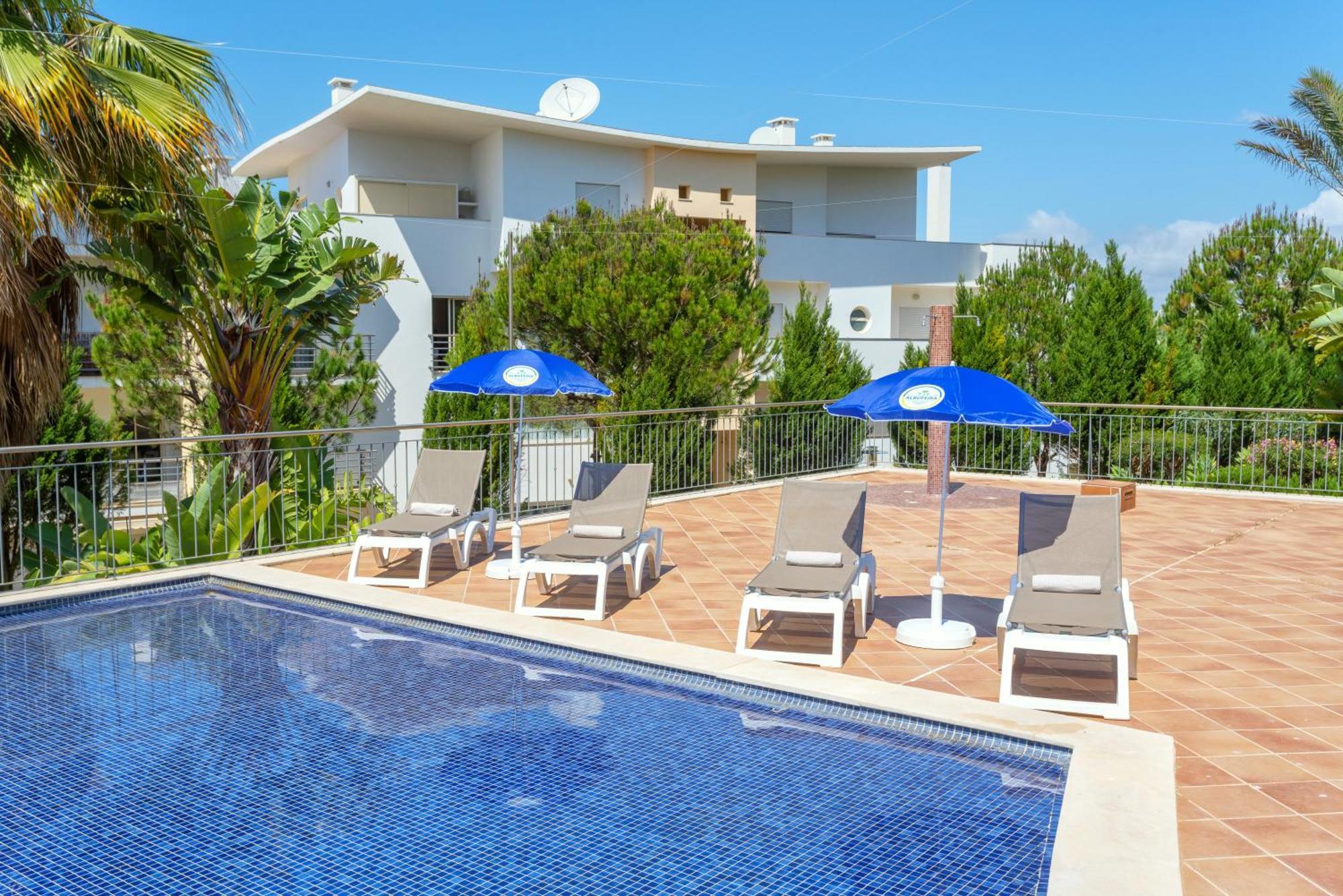 Bnb Homes Ocean View Apartment With Huge Sunny Terrace, 2 Swimming Pools & Tennis Court Albufeira Eksteriør billede